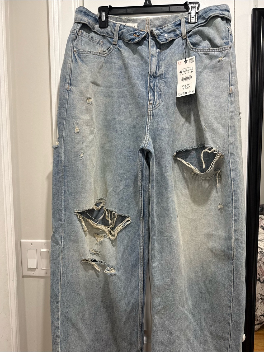Zara High-Waist Light Blue Distressed Women's Jeans
